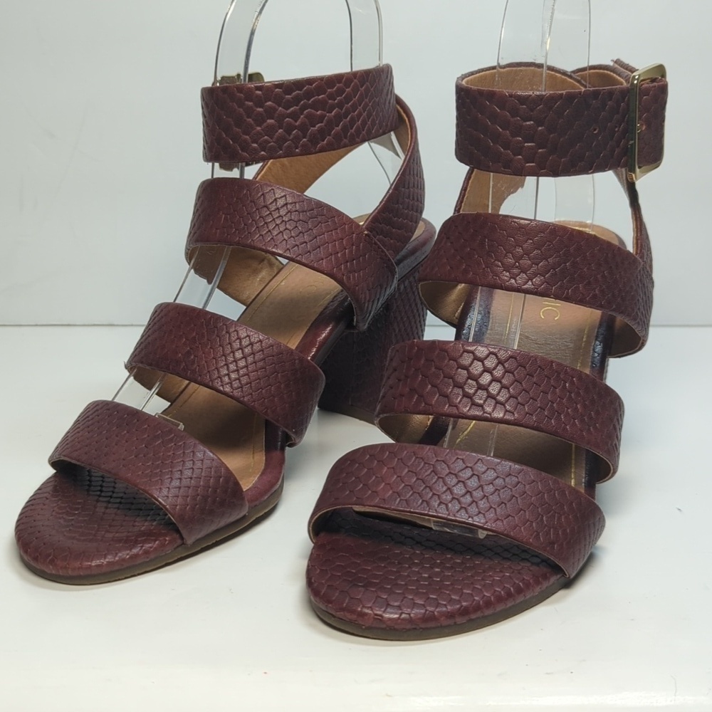Vionic Blaire Strappy Heeled Sandals womans size 6 EU 37 - Picture 2 of 16